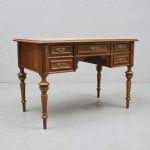 1366 9537 WRITING DESK